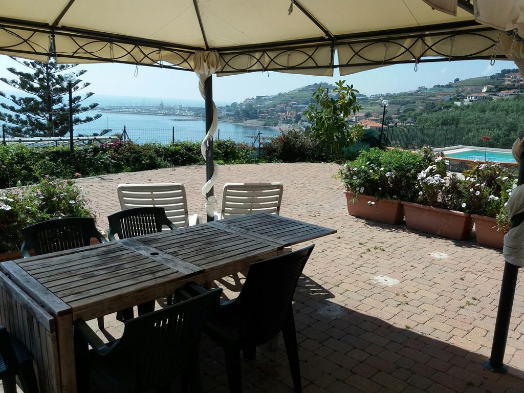 Villa Del Mare Ligure Terme & Spa Piscina A 37 Gradi Santo Stefano al Mare Exterior foto